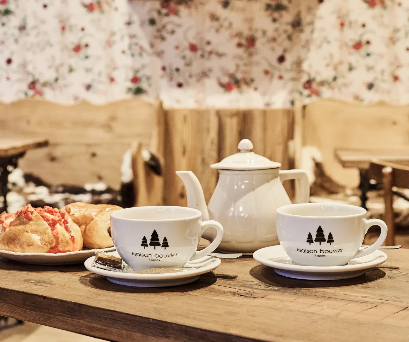 The Maison's tea service