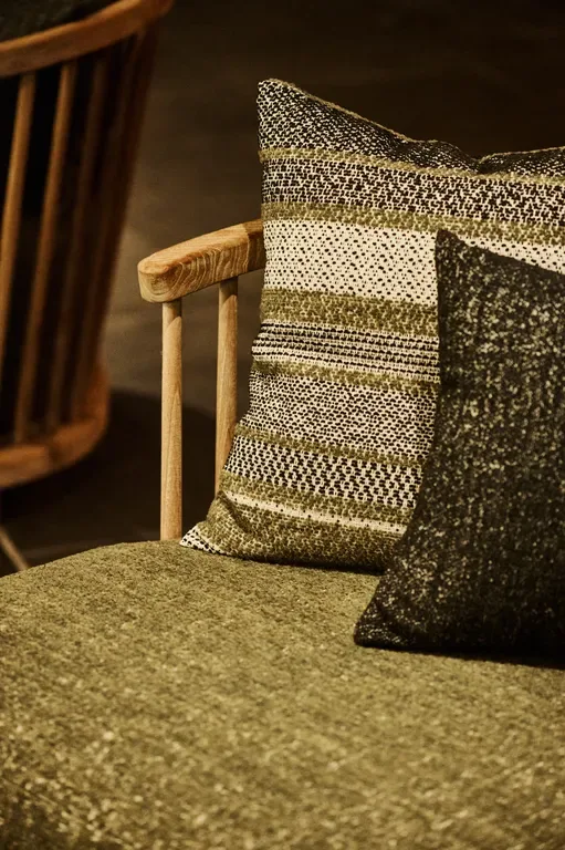 Woven cushions