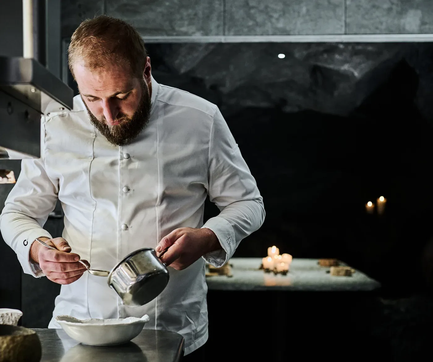 The chef plating